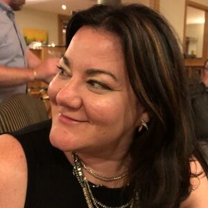 Meet your Posher, Adrienne